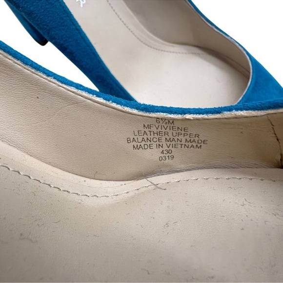 Marc Fisher Viviene Turquoise Suede Leather Pointed Toe Block Heels Women 6.5M - Picture 10 of 10